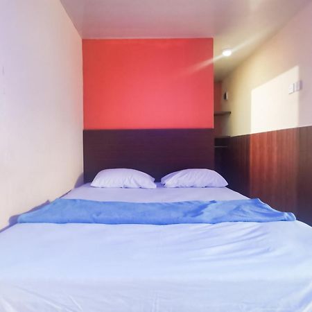 Hotel Container Inn Mitra Reddoorz Gadok ภายนอก รูปภาพ